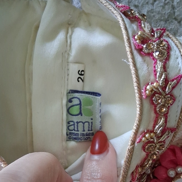 Ami Cream Cape with Pink and Gold Floral Details - Picture 2 of 6